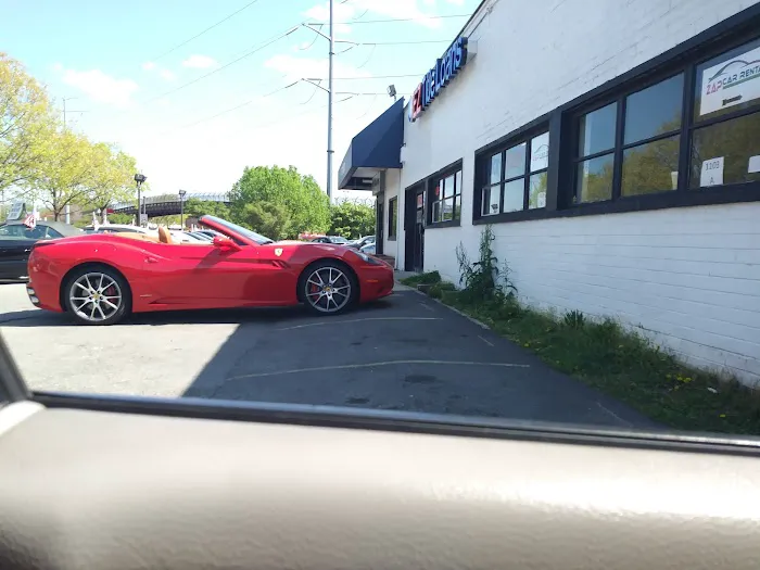 Zap Car Rental Picture 3