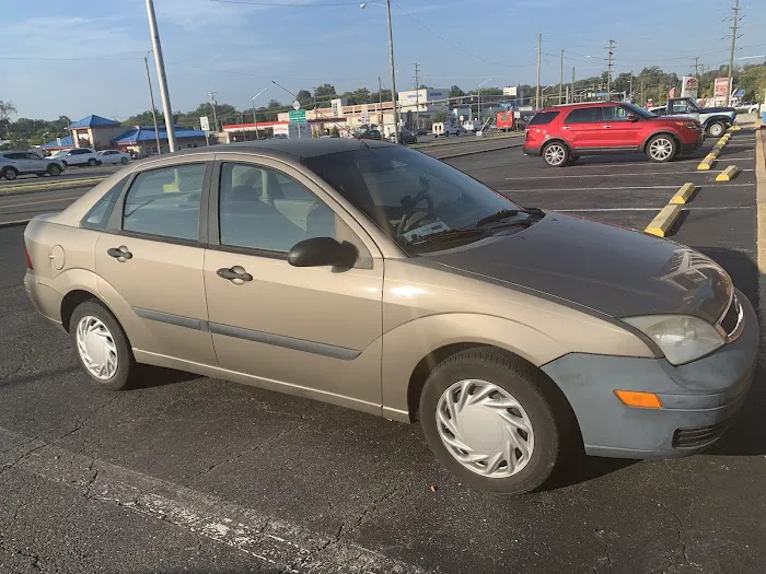 PoorMan Rent-A-Car Picture 1