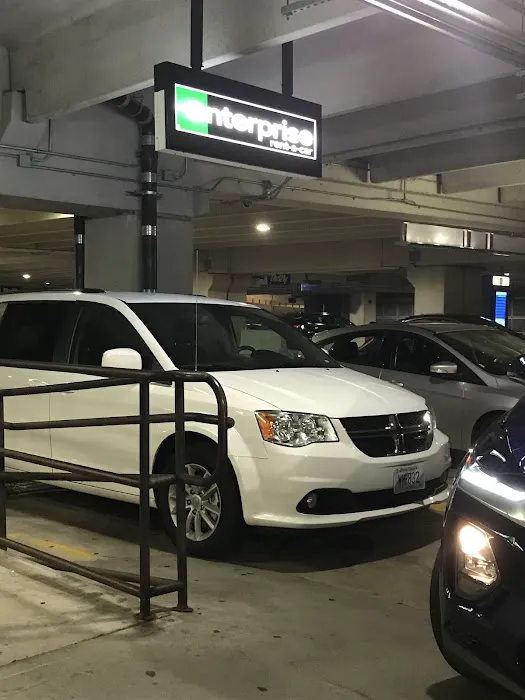 Enterprise Rent-A-Car Picture 3