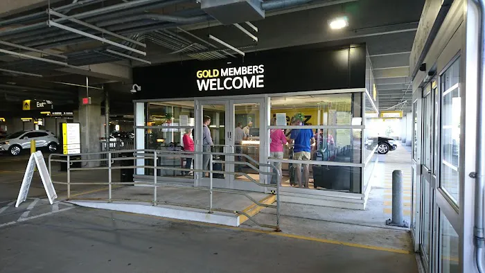Hertz Car Rental - Warwick - Rhode Island Tf Green International Airport (PVD) Picture 8