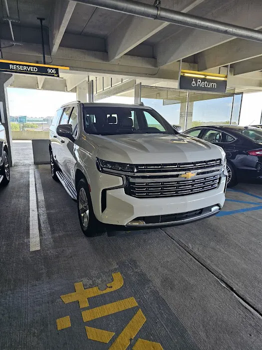 Hertz Car Rental - Warwick - Rhode Island Tf Green International Airport (PVD) Picture 7