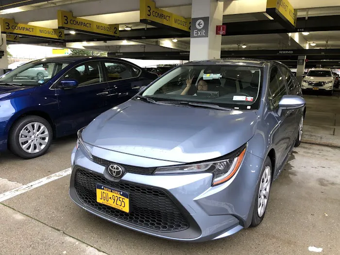 Hertz Car Rental - Warwick - Rhode Island Tf Green International Airport (PVD) Picture 6