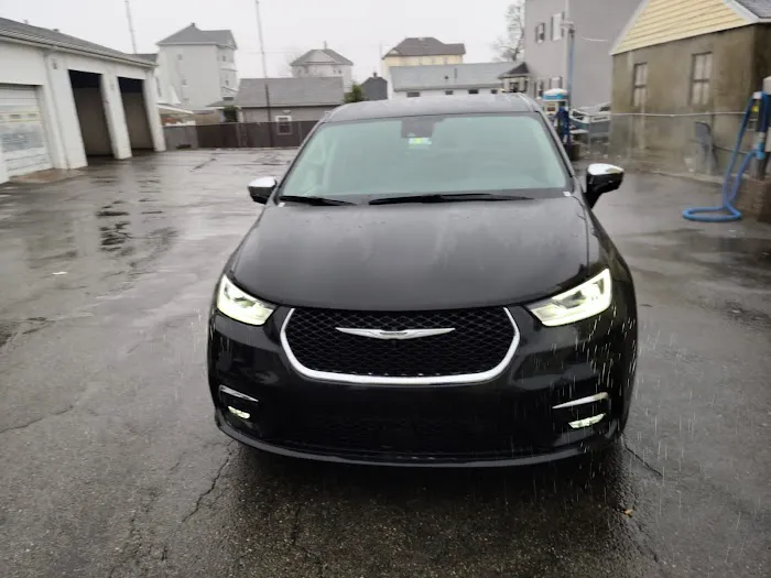 Hertz Car Rental - Warwick - Rhode Island Tf Green International Airport (PVD) Picture 10