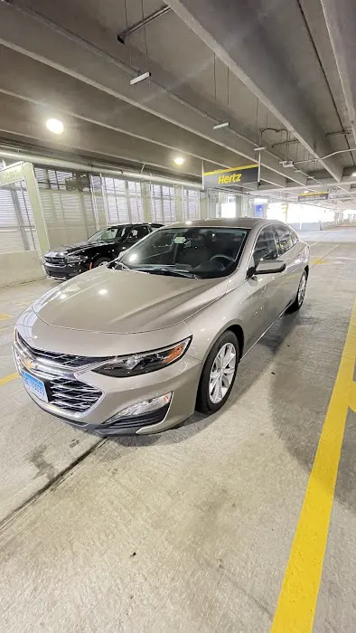 Hertz Car Rental - Warwick - Rhode Island Tf Green International Airport (PVD) Picture 9