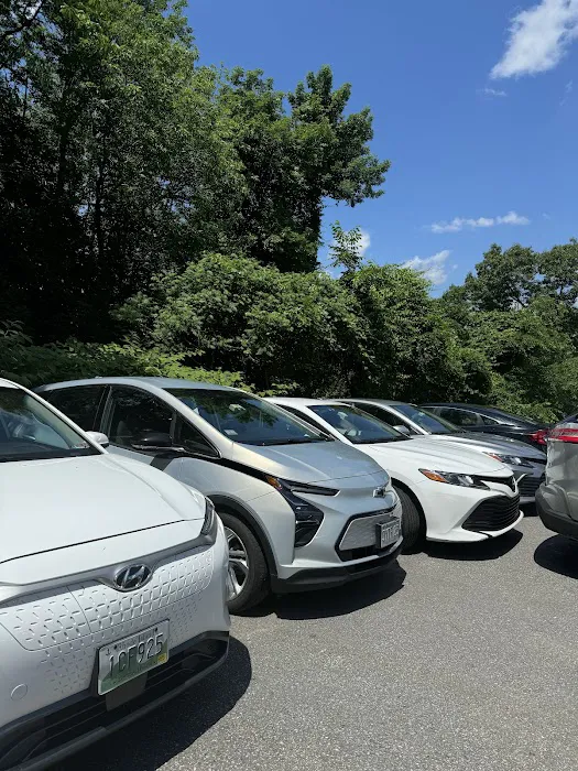Hertz Car Rental - Auburn - Washington Street Hle Picture 9