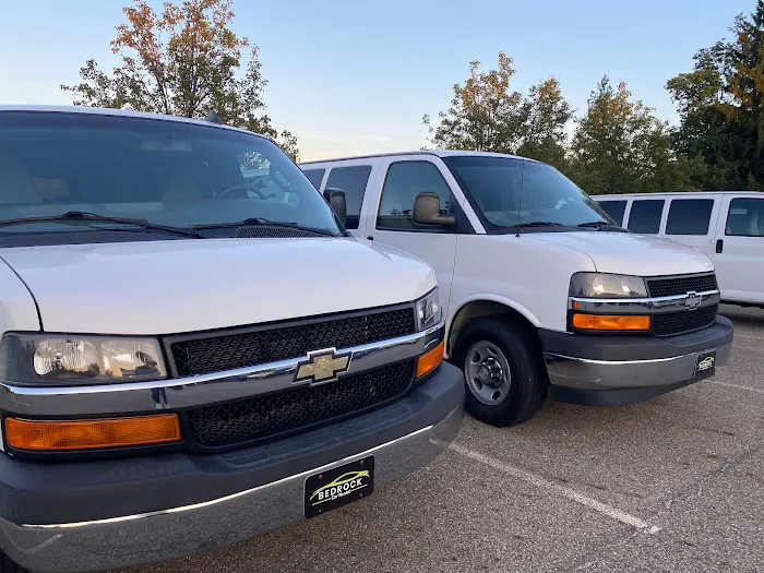 Bedrock Car Rental Picture 2