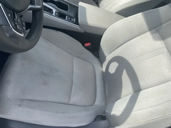 Avis Car Rental Picture 5