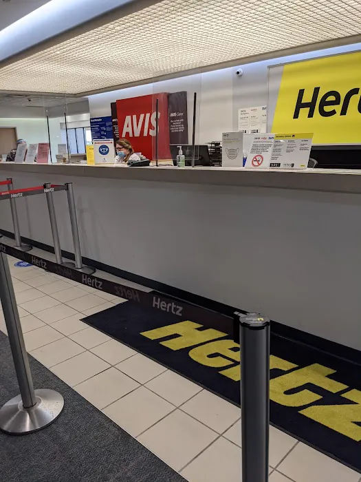 Hertz Car Rental - North Canton - Akron-canton Airport (CAK) Picture 9
