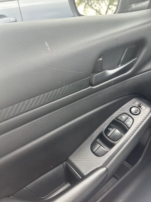 Hertz Car Rental - Raynham - South Street W Picture 10