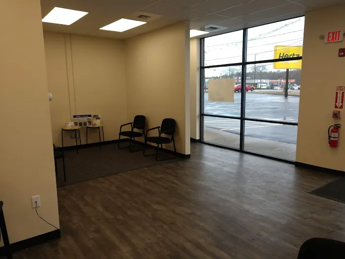 Hertz Car Rental - Raynham - South Street W Picture 9