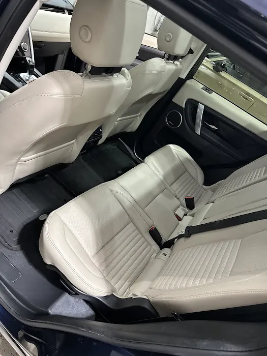 Delight's Car Rentals Picture 5