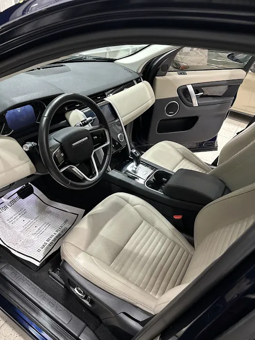 Delight's Car Rentals Picture 1