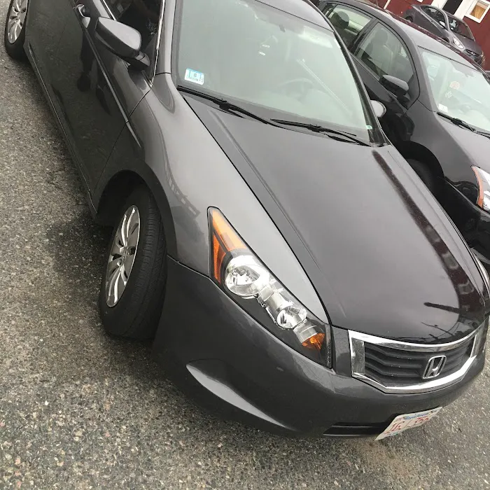 Sanon's Rent A Car Picture 4