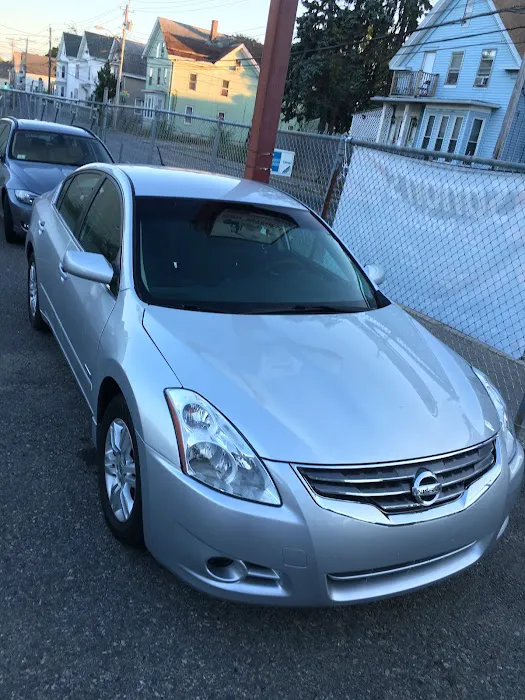Sanon's Rent A Car Picture 6