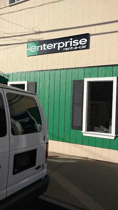 Enterprise Rent-A-Car Picture 3