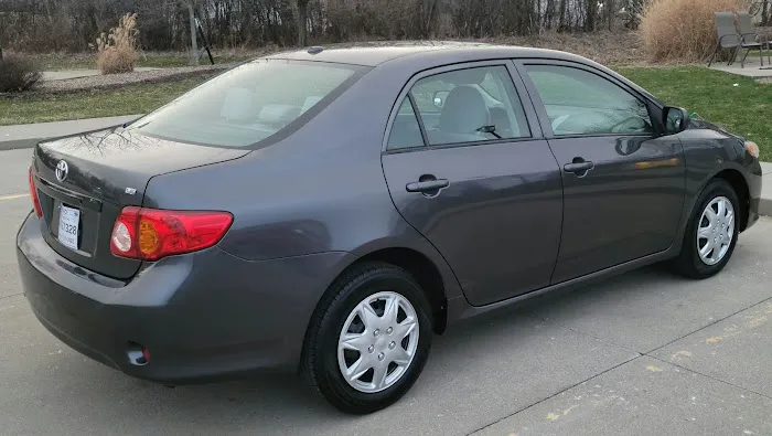Awesome Ride Car Rental Picture 4