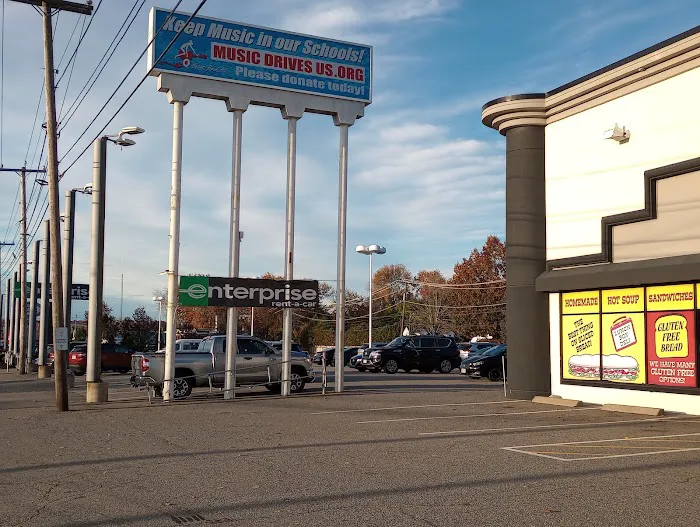 Enterprise Rent-A-Car Picture 7