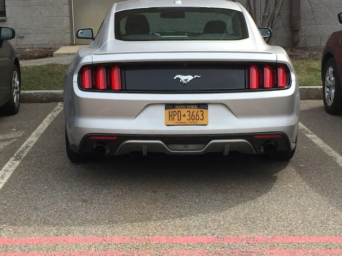 Enterprise Rent-A-Car Picture 3