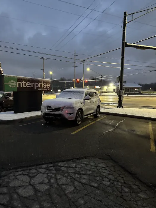 Enterprise Rent-A-Car Picture 3
