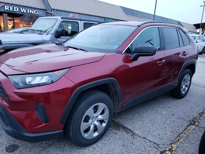 Avis Car Rental Picture 7