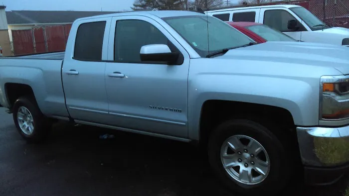 Enterprise Rent-A-Car Picture 3