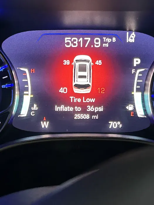 Avis Car Rental Picture 8