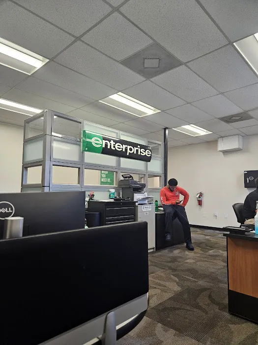 Enterprise Rent-A-Car Picture 4