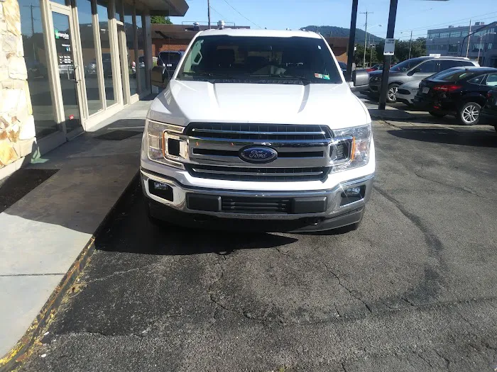 Enterprise Rent-A-Car Picture 2