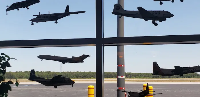 Hertz Car Rental - Hyannis - Cape Cod Gateway Airport (HYA) Picture 6