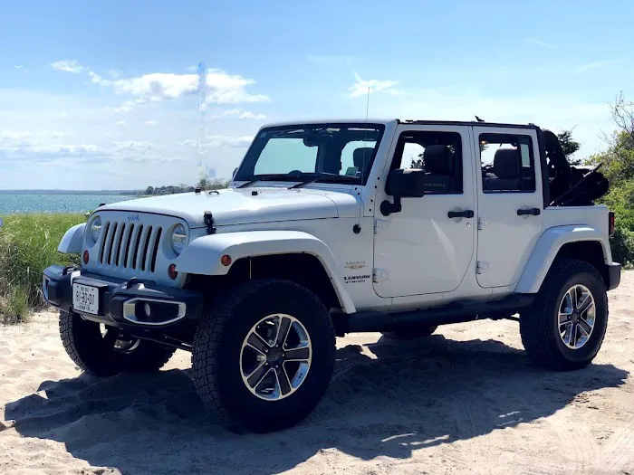 Cape Cod Jeep Rentals Picture 8