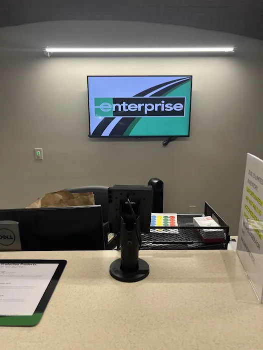 Enterprise Rent-A-Car Picture 8