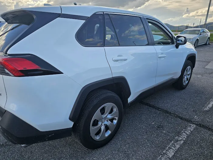 Budget Car Rental Picture 4