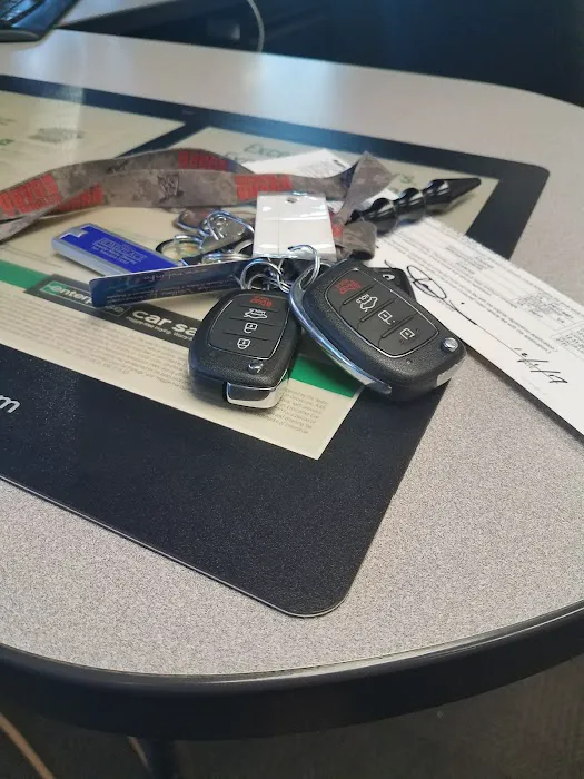 Enterprise Rent-A-Car Picture 9