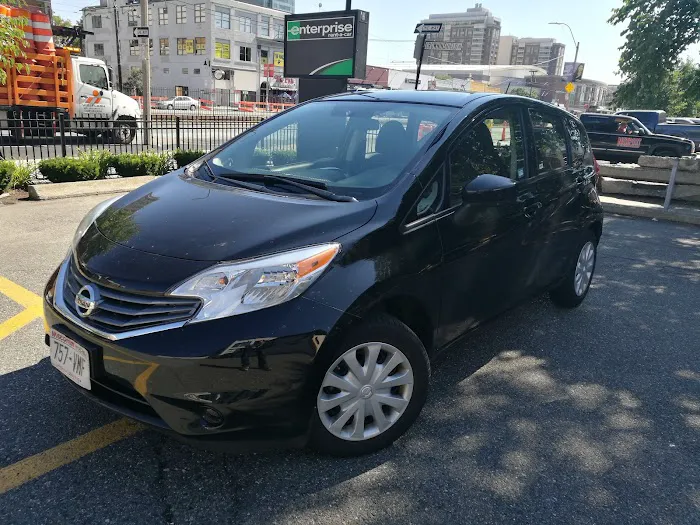 Enterprise Rent-A-Car Picture 6