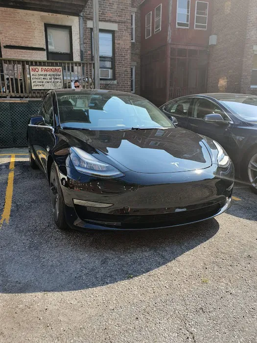 TeslaRents Picture 4