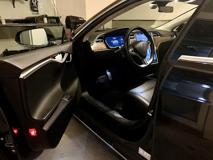TeslaRents Picture 1