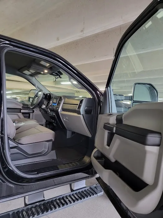 Enterprise Rent-A-Car Picture 4