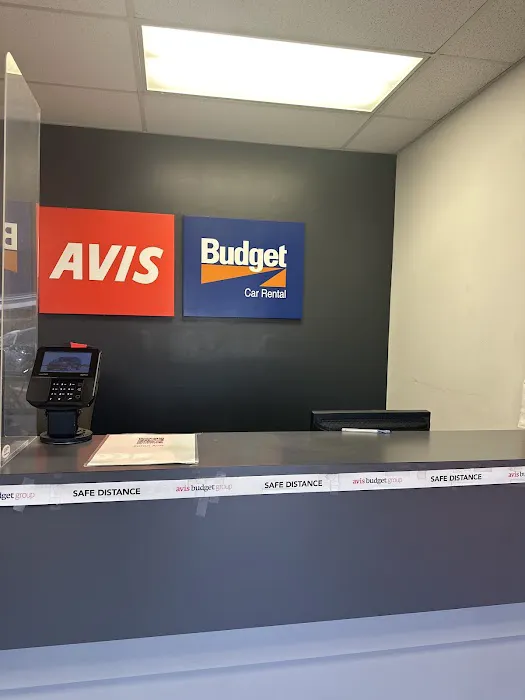 Avis Car Rental Picture 1