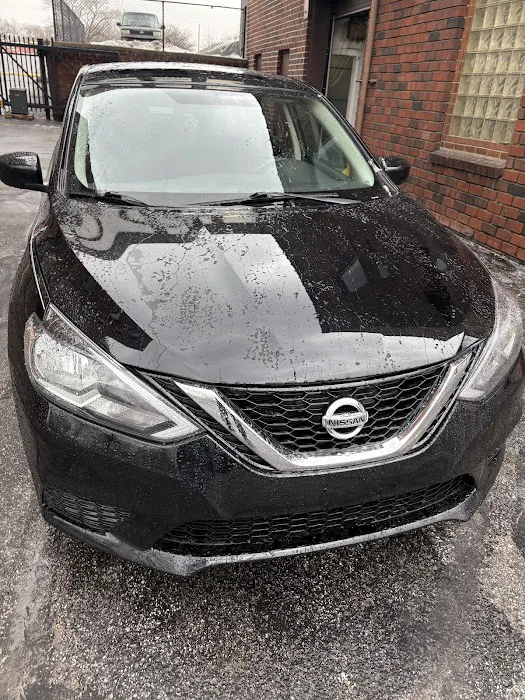 Daniel car rentals Picture 3