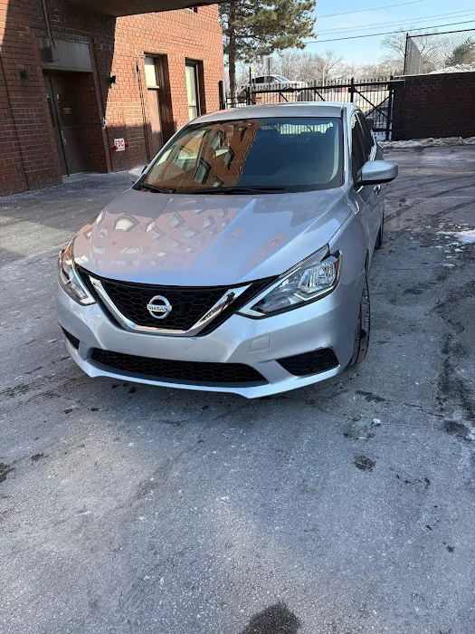 Daniel car rentals Picture 6