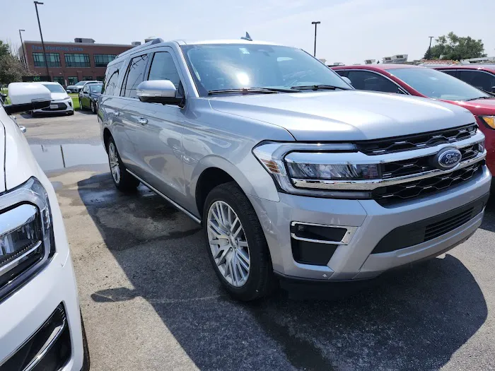 Avis Car Rental Picture 6