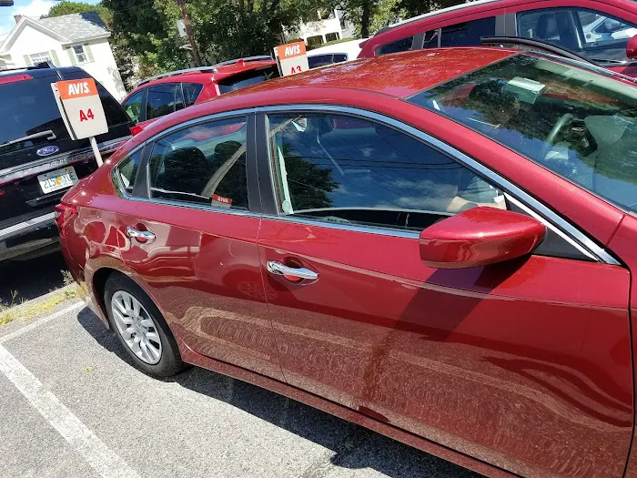Avis Car Rental Picture 6