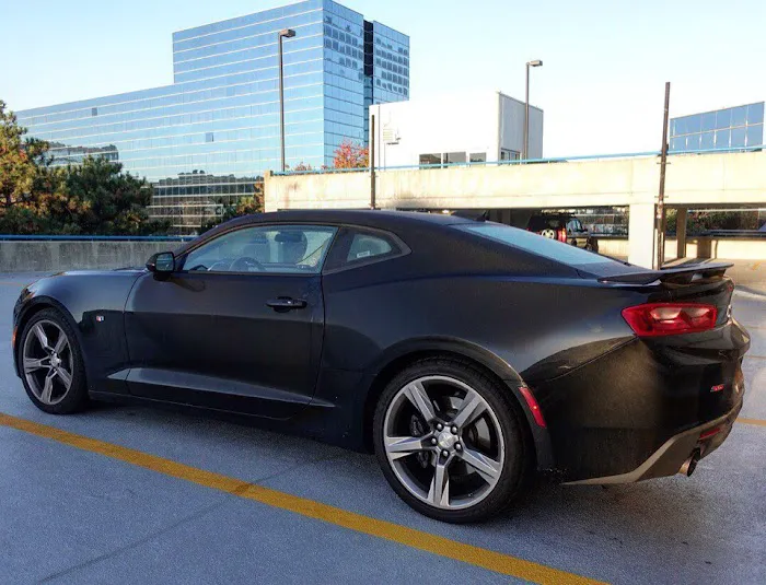 Avis Car Rental Picture 1