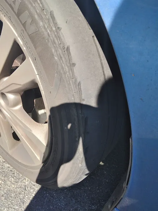 Avis Car Rental Picture 9