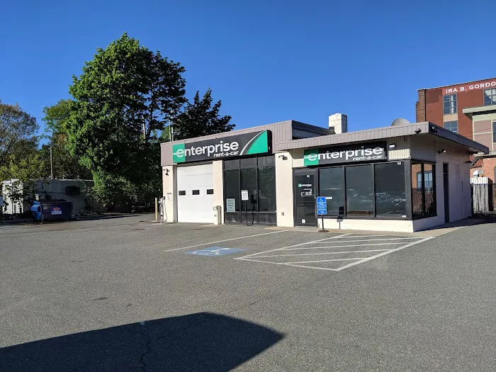 Enterprise Rent-A-Car Picture 10