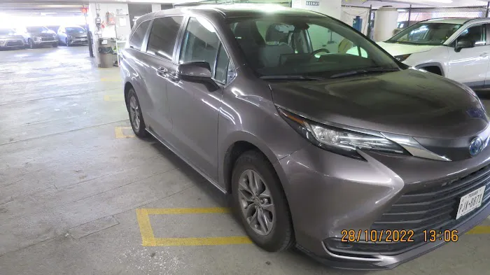 Budget Car Rental Picture 3