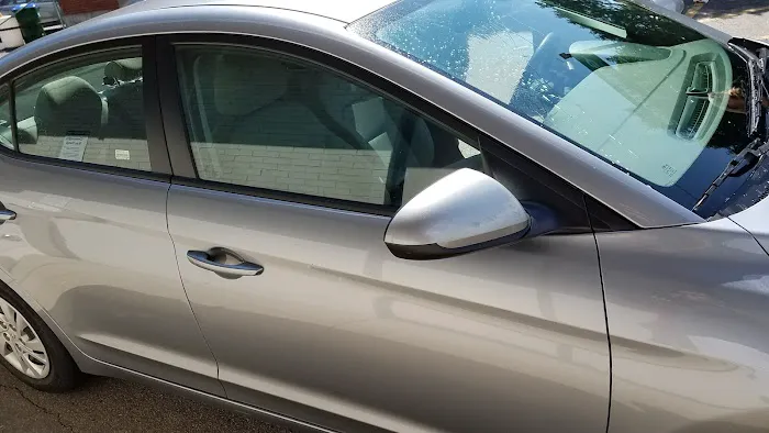Enterprise Rent-A-Car Picture 9