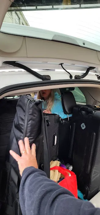 Budget Car Rental Picture 3