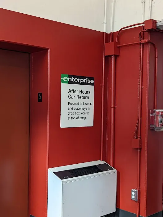 Enterprise Rent-A-Car Picture 1