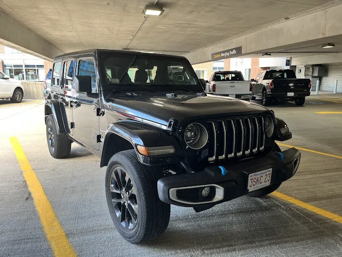 Avis Car Rental Picture 2
